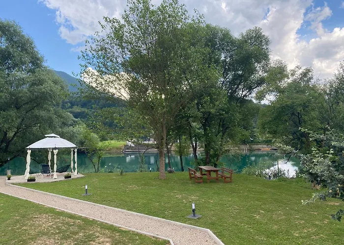Unna-E Luxury House