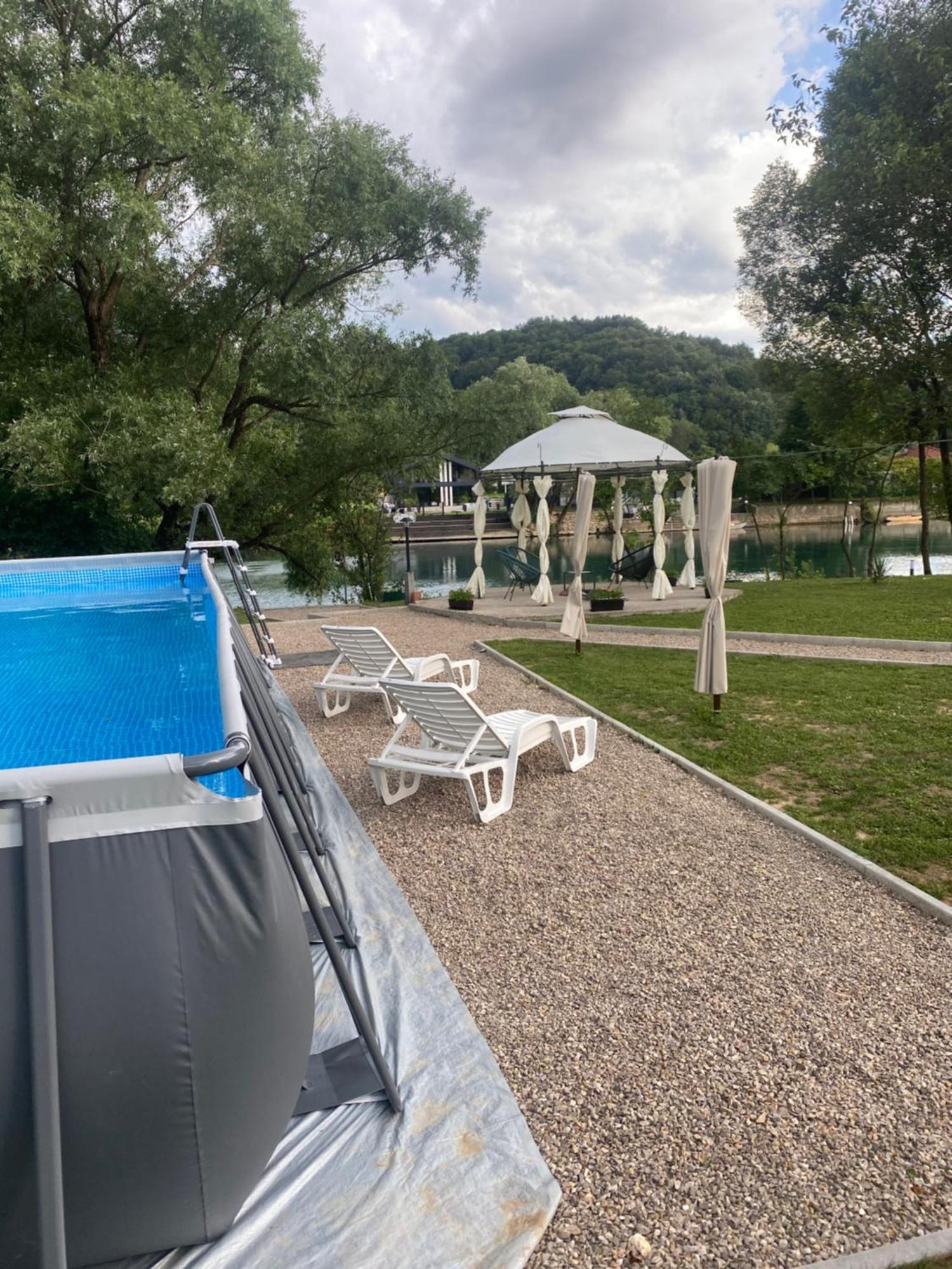 Unna-e Luxury House